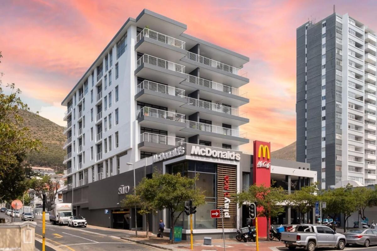 Sea Point Summit View Apartment *